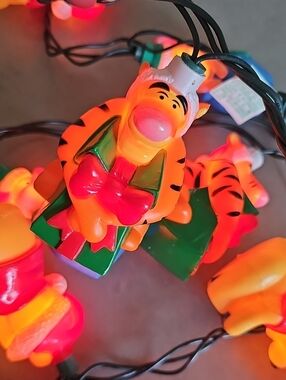 Vintage Disney Winnie The Pooh 10 Count Christmas String Lights *Working